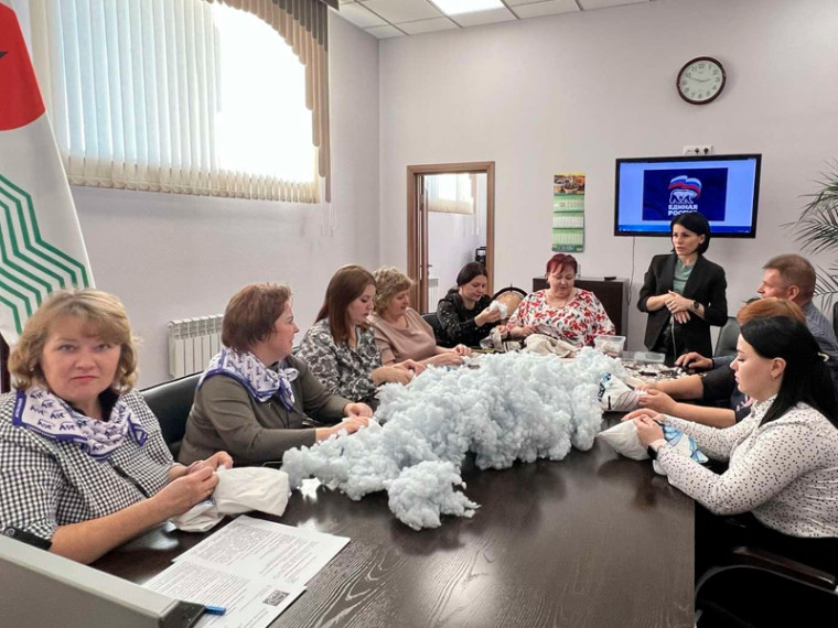 Общими усилиями. Общими усилиями.
